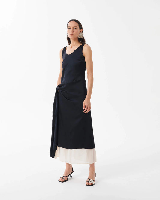 Abito con spacco maxi e fiocco laterale beatrice .b